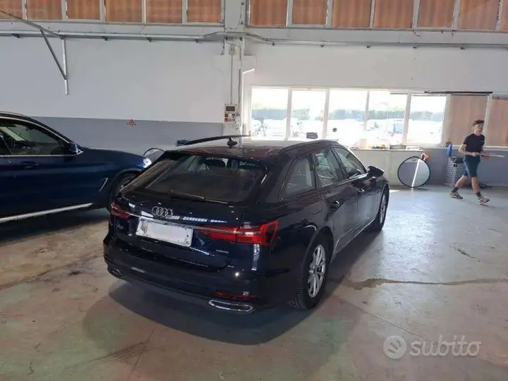 Audi A6 2021 photo 2