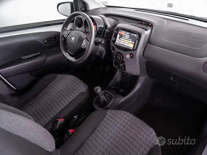 Peugeot 108 2021 photo 5