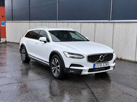 Volvo V90 Cross Country
