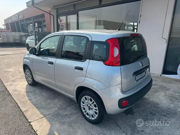 Fiat Panda 2019 photo 2