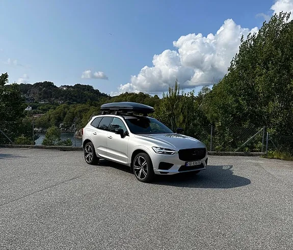 Volvo Xc60 2020 photo 2