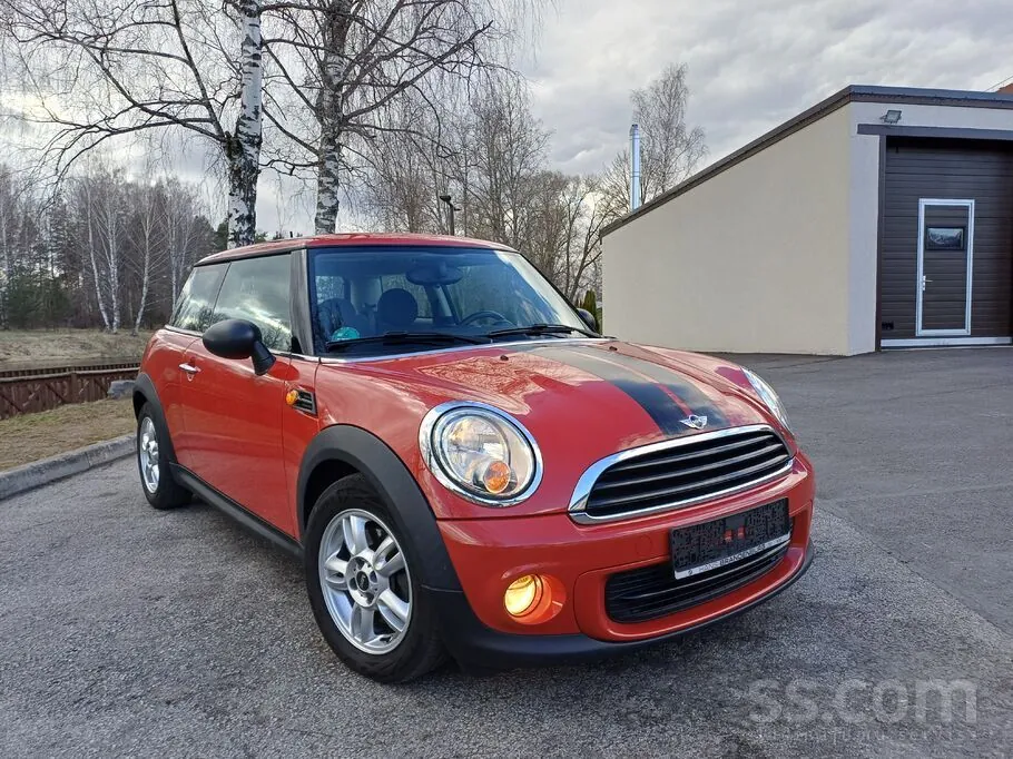 Mini One 2013 photo 2