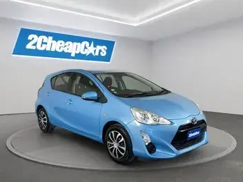 Toyota Aqua 2017 photo 4