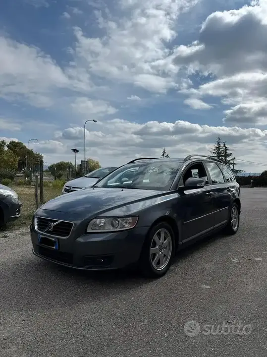 Volvo V50