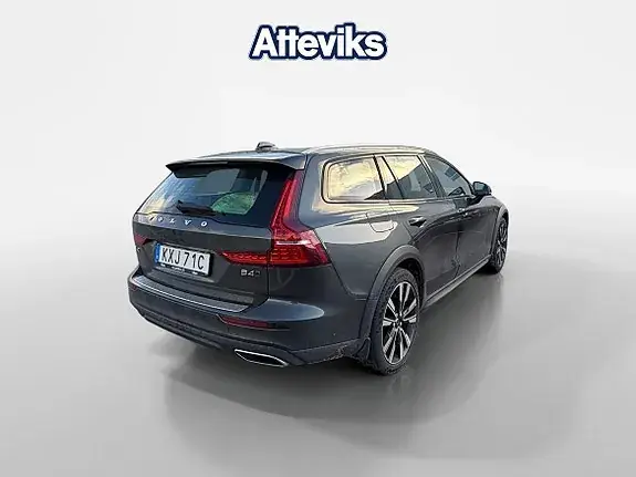 Volvo V60 Cross Country 2022 photo 3