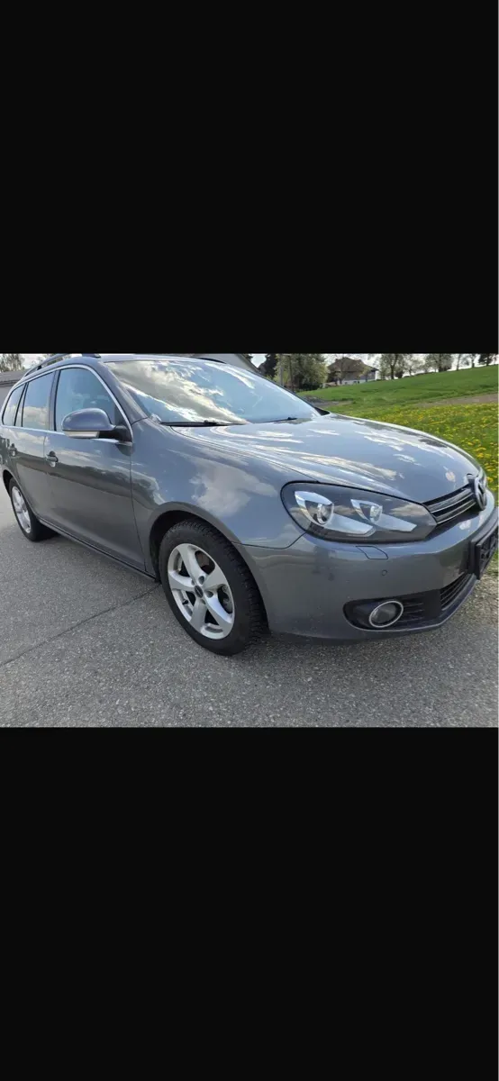 Volkswagen Golf 2010 photo 3