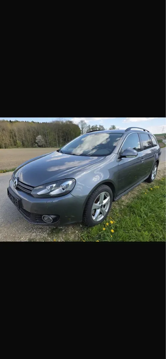 Volkswagen Golf 2010 photo 2