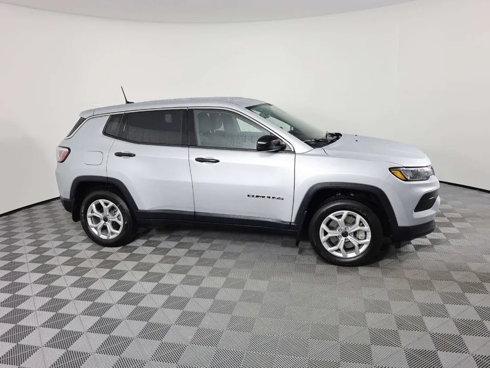 Jeep Compass 2025 photo 5