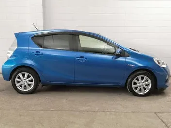 Toyota Aqua 2014 photo 4
