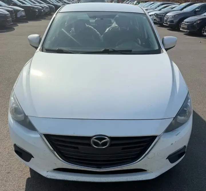 Mazda Mazda3 2015 photo 2