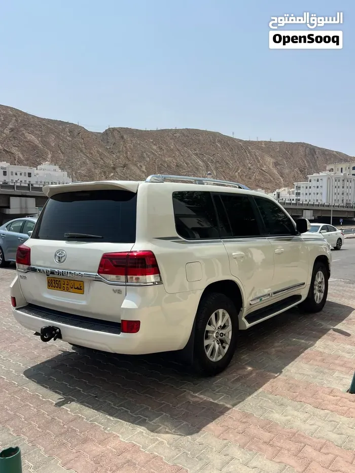 Toyota Land Cruiser 2019 photo 3