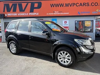 Mahindra Xuv500 2016 photo 2