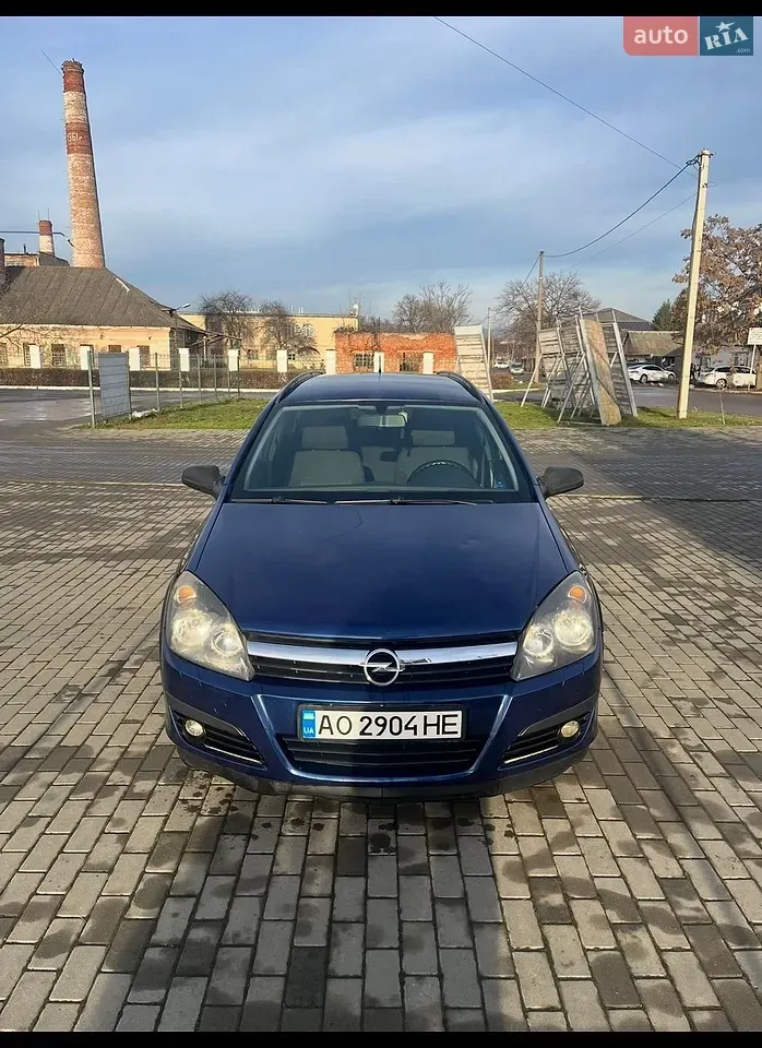 Opel Astra 2006 photo 2