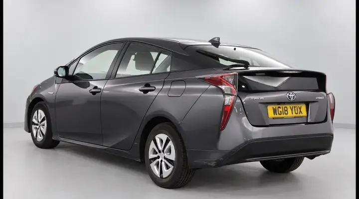 Toyota Prius 2018 photo 3