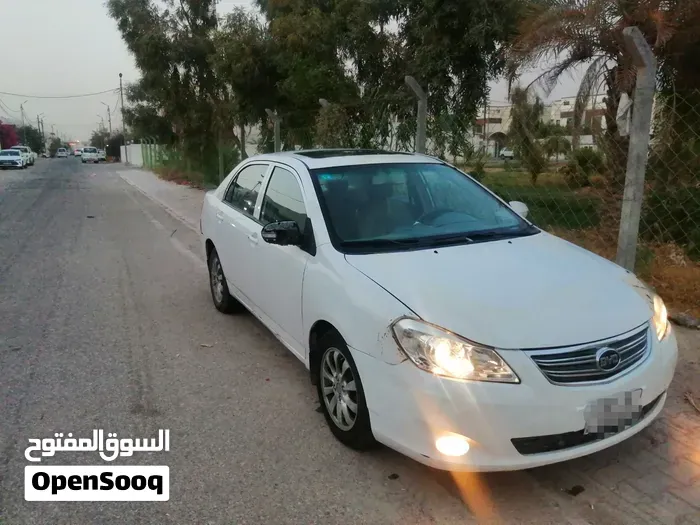BYD G3 2012 photo 3