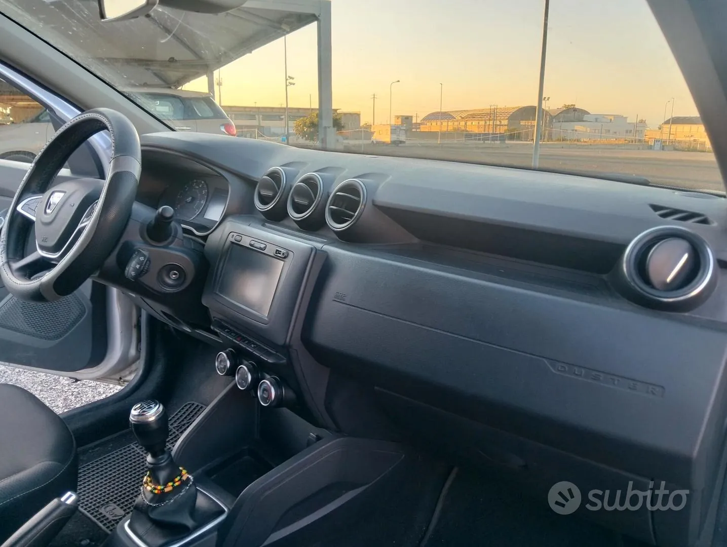 Dacia Duster 2018 photo 2