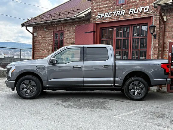 Ford F-150 2023 photo 2