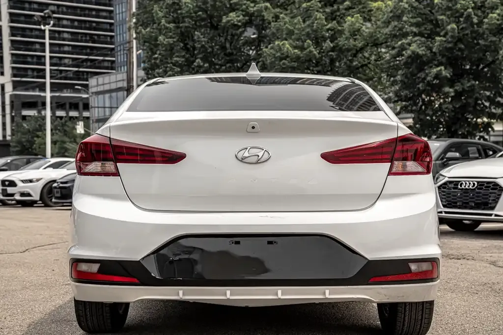 Hyundai Elantra 2020 photo 3
