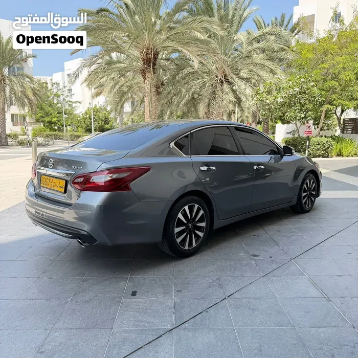 Nissan Altima 2018 photo 3