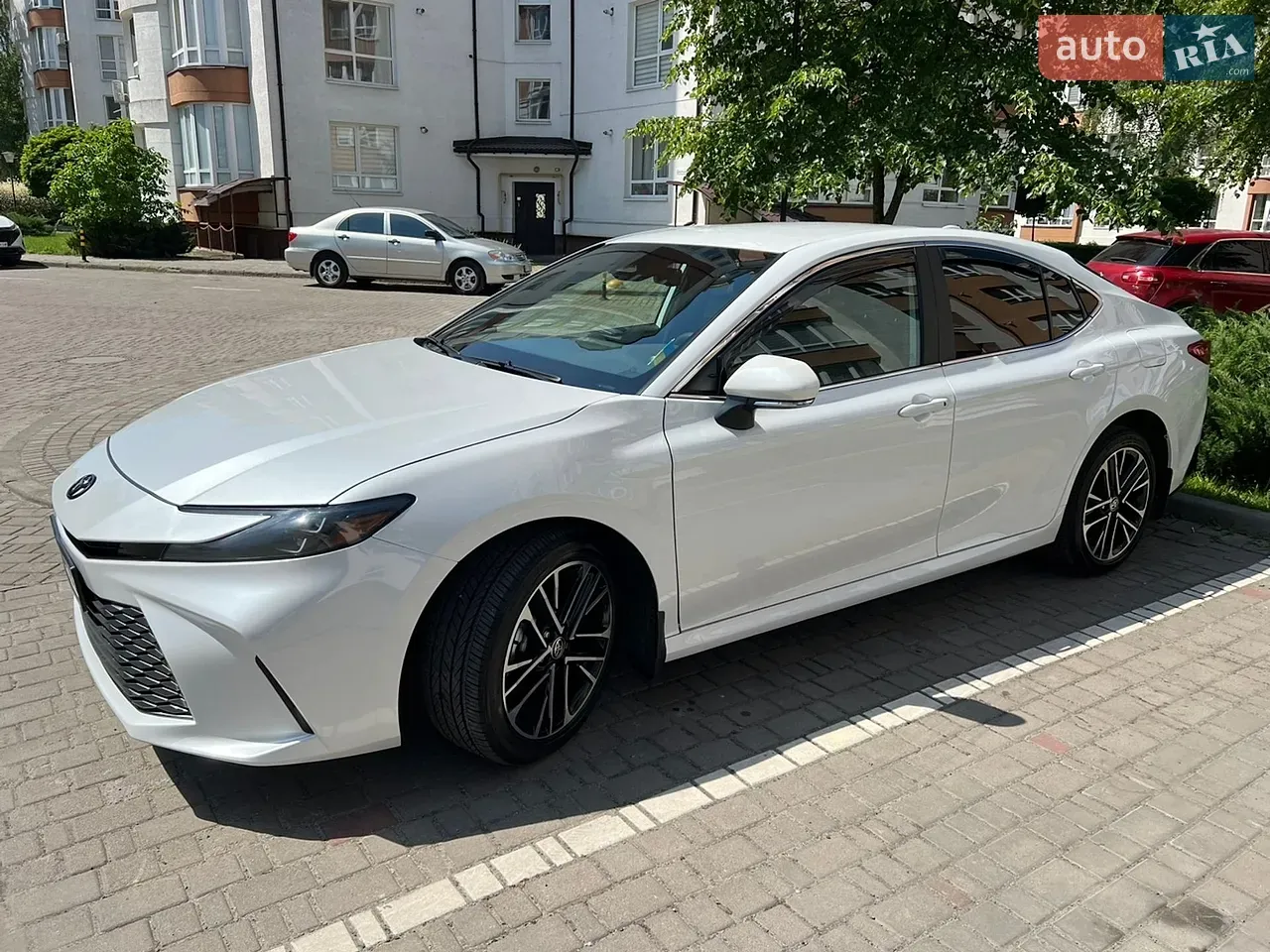 Toyota Camry 2024 photo 4