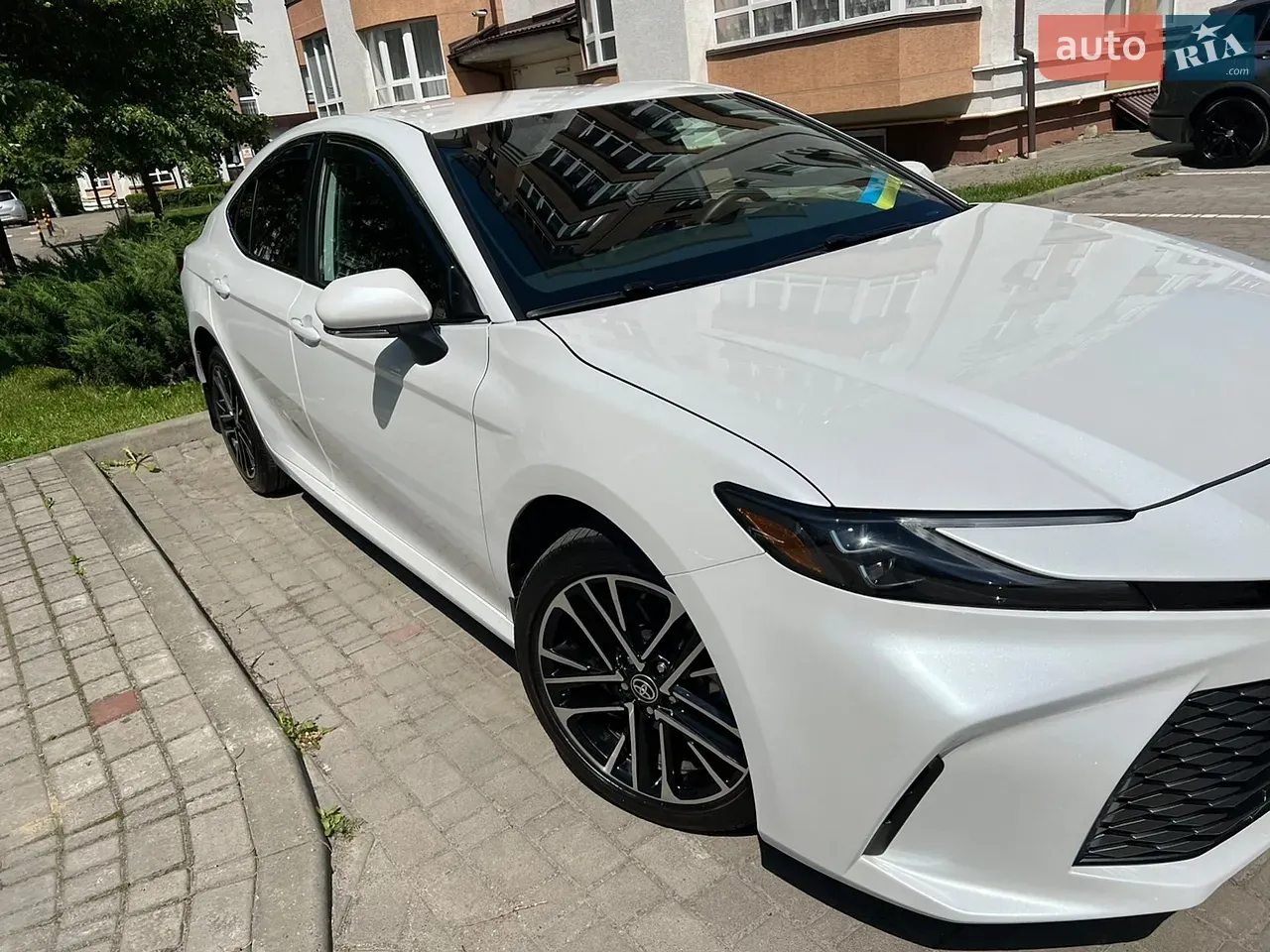 Toyota Camry 2024 photo 5