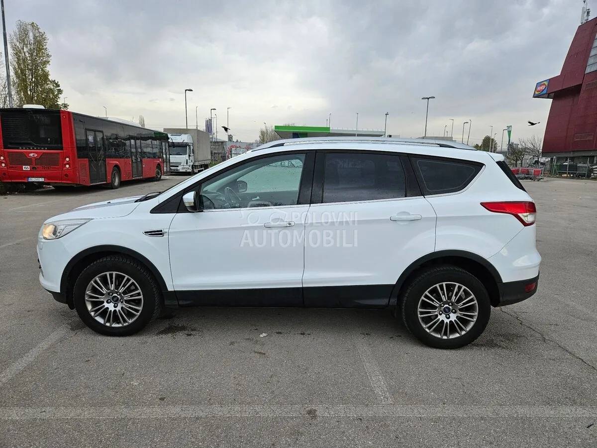 Ford Kuga 2013 photo 2