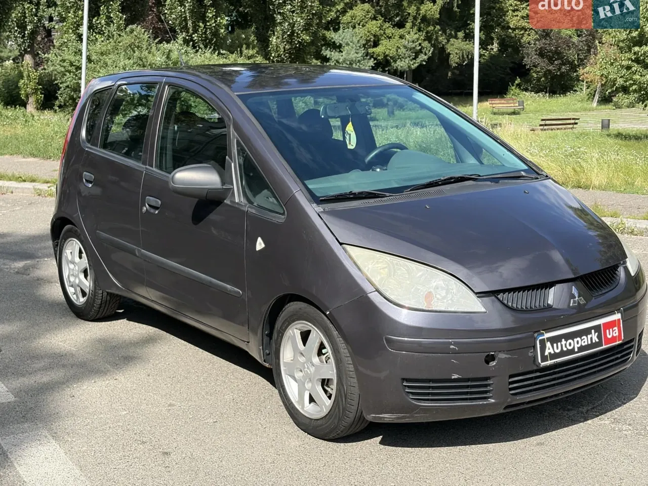 Mitsubishi Colt 2005 photo 3
