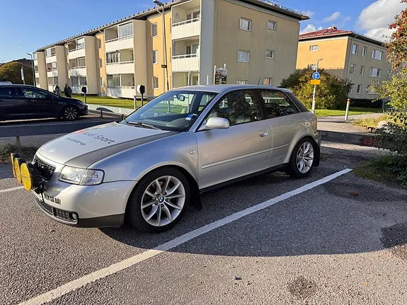 Audi S3 2000 photo 4