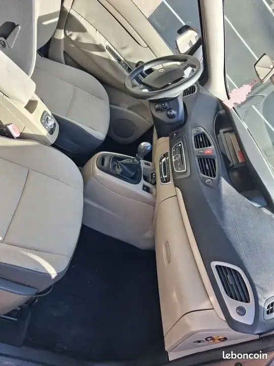 Renault Scenic 2009 photo 3