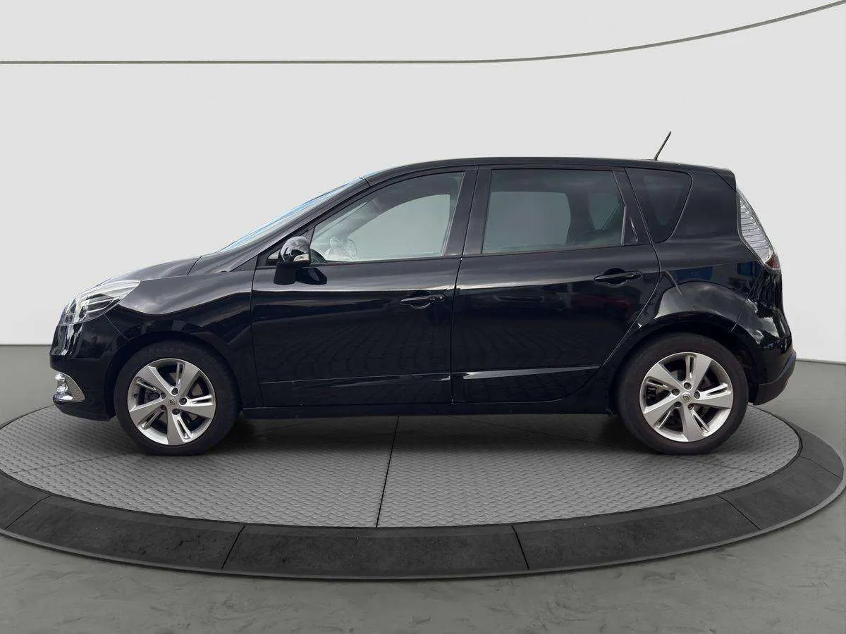 Renault Scenic 2012 photo 3
