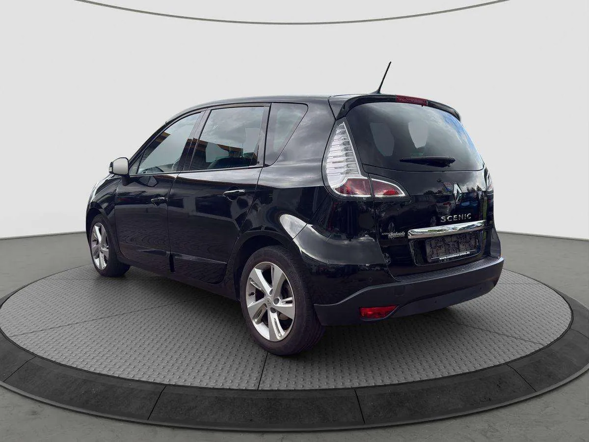 Renault Scenic 2012 photo 4