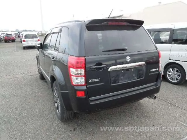 Suzuki Escudo X Adventure 2013 photo 3