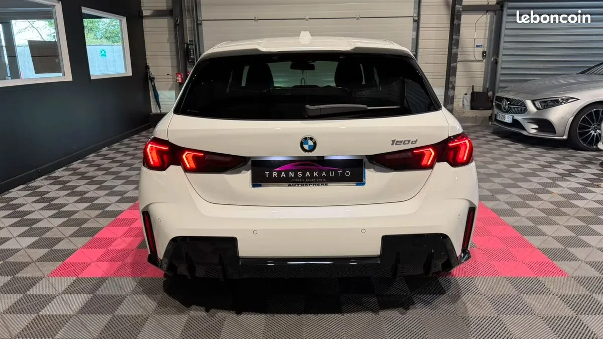 BMW Série 1 2025 photo 4