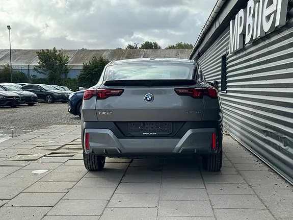 BMW Ix2 2024 photo 4