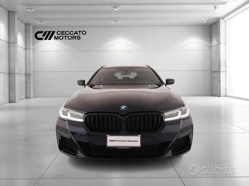 BMW 5 Series 2022 photo 2