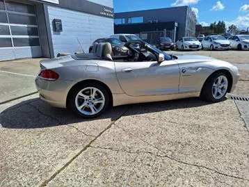 BMW Z4 2011 photo 2