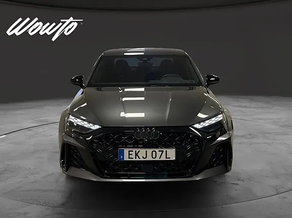 Audi Rs3 2025 photo 2