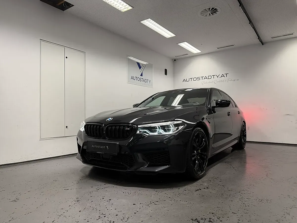 BMW 5 Series 2019 photo 3