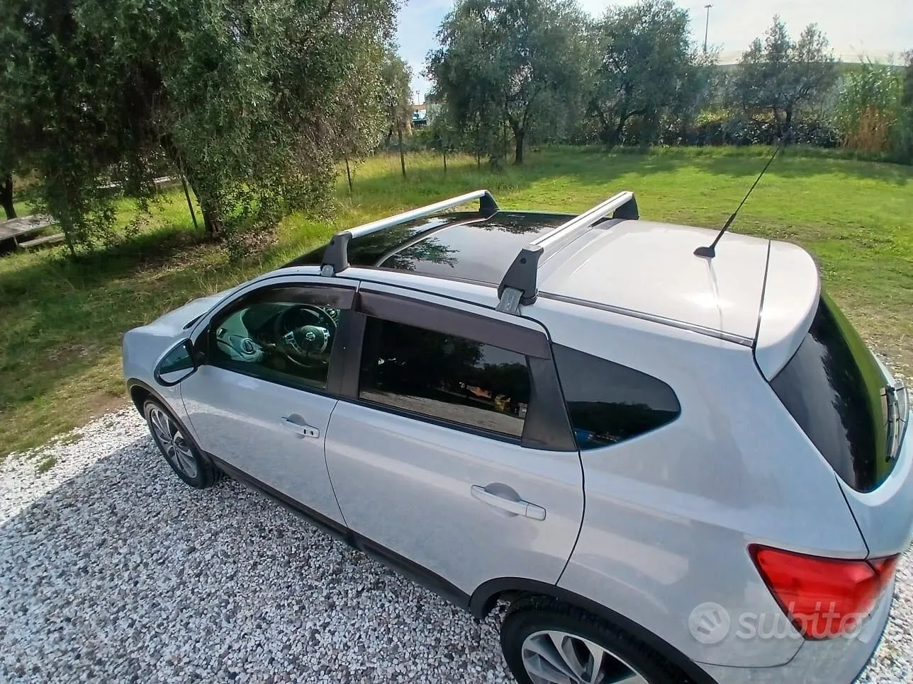 Nissan Qashqai 2010 photo 5