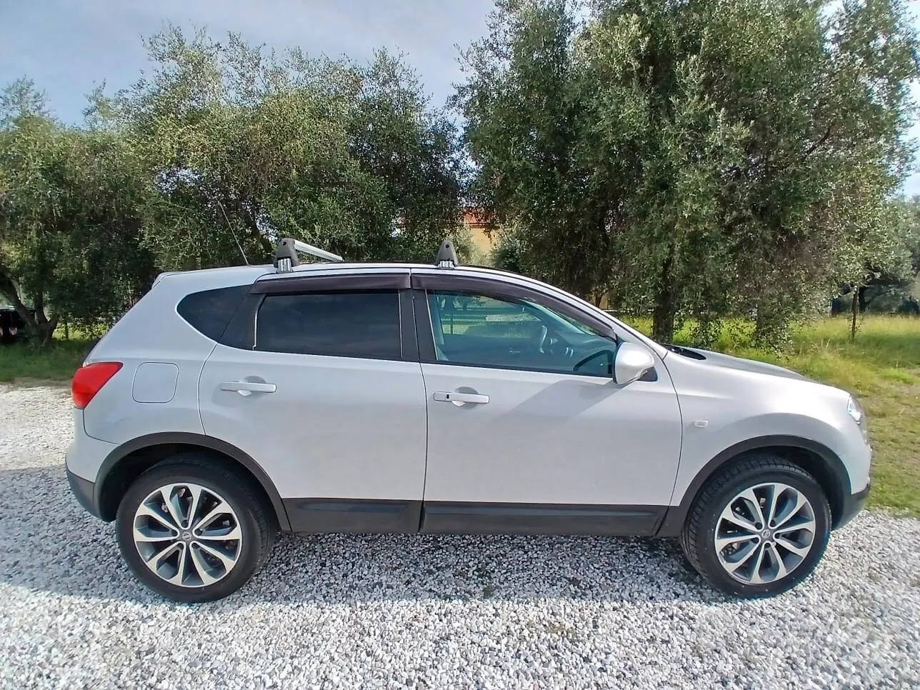 Nissan Qashqai 2010 photo 4