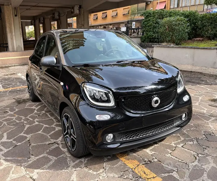 Smart Forfour 2018 photo 2