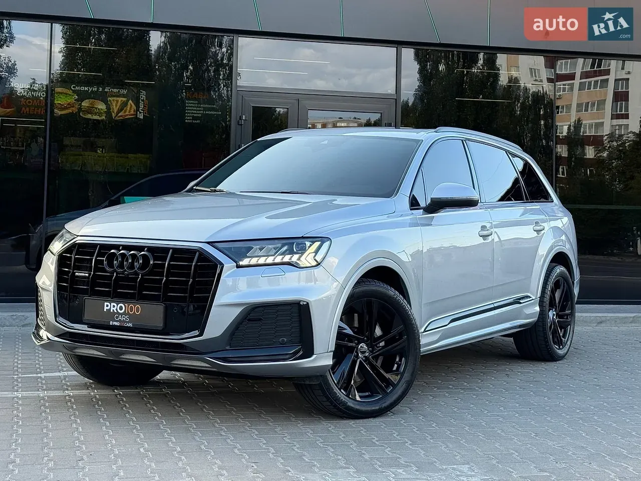 Audi Q7 2020 photo 2