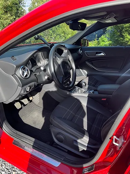Mercedes-Benz A180 2013 photo 5