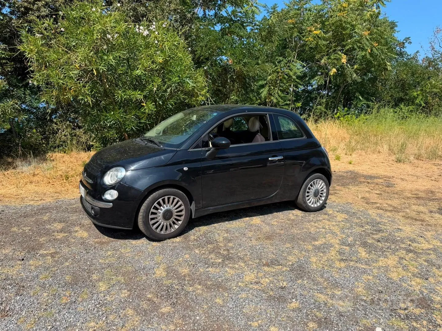 Fiat 500 2011 photo 2