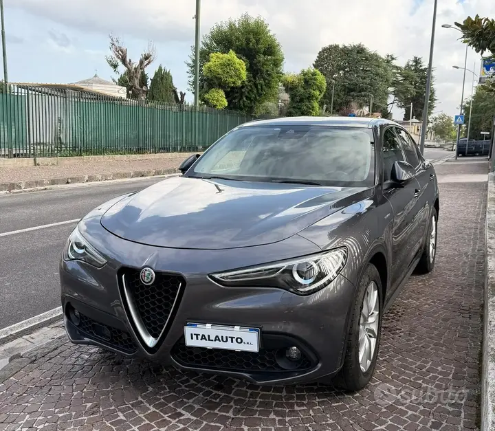 Alfa Romeo Stelvio 2021 photo 3