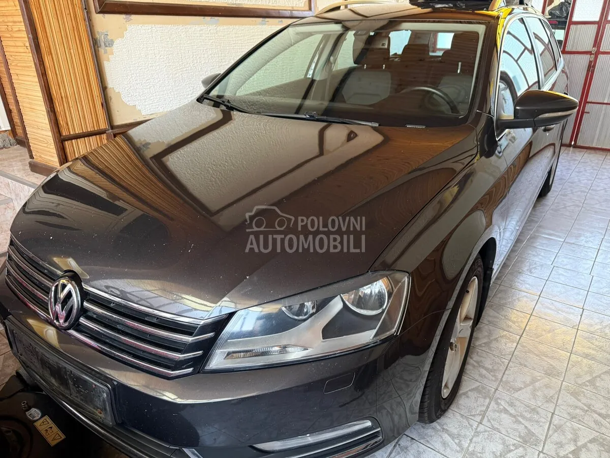 Volkswagen Passat B7 2012 photo 2