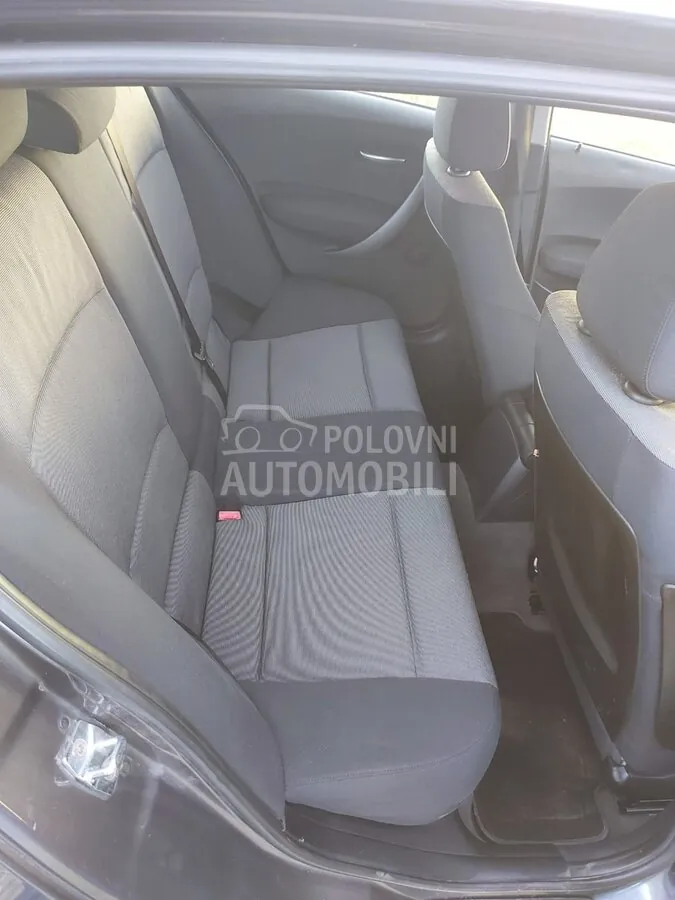 BMW 118 2005 photo 4