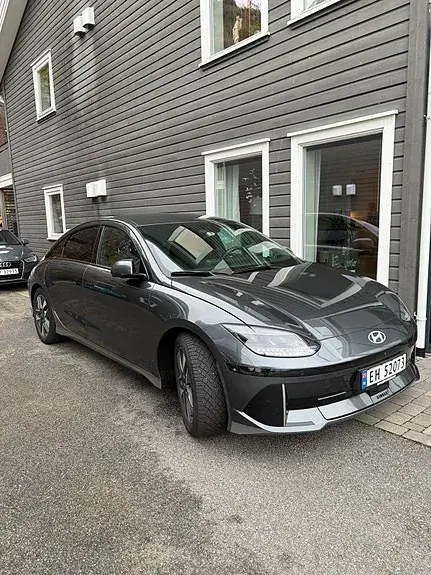 Hyundai Ioniq 6