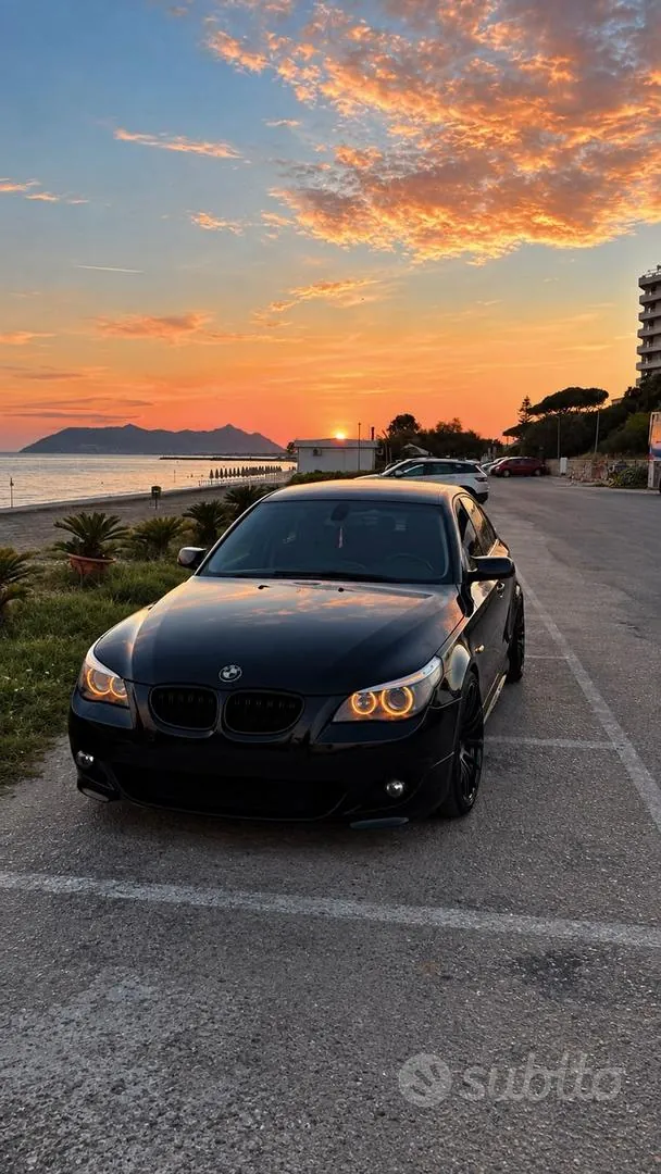 BMW E60 2005 photo 2