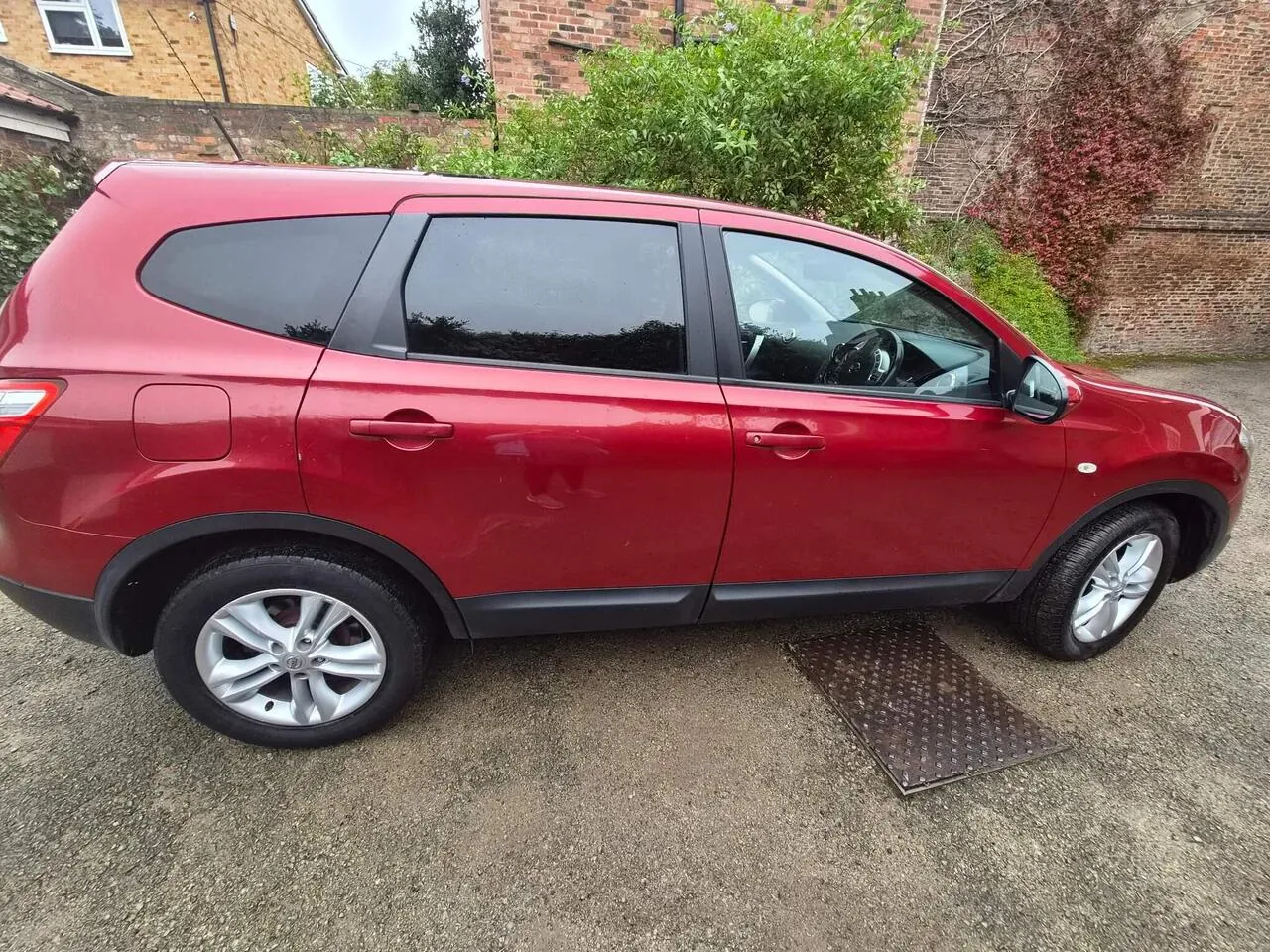 Nissan Qashqai+2 2012 photo 4